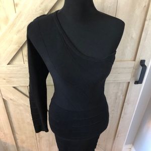 Nicki Minaj one knitted sleeve LBD